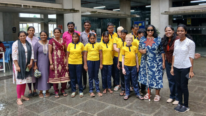 Students and teachers of Asha Kiran Blind School, Sidlaghatta, along with VE facilitators, gather at IIIT Bangalore during a day-long ARC – Anubhav session. The program combined assistive technology awareness and tactile art activities, fostering confidence, creativity, and digital literacy among the participating students.