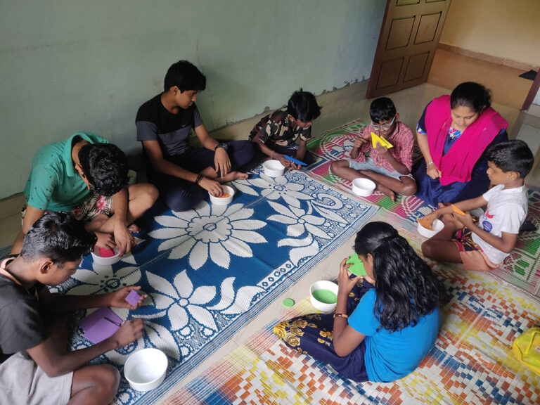 Celestial Symphony: Children Reach for the Stars at Anubhav Session