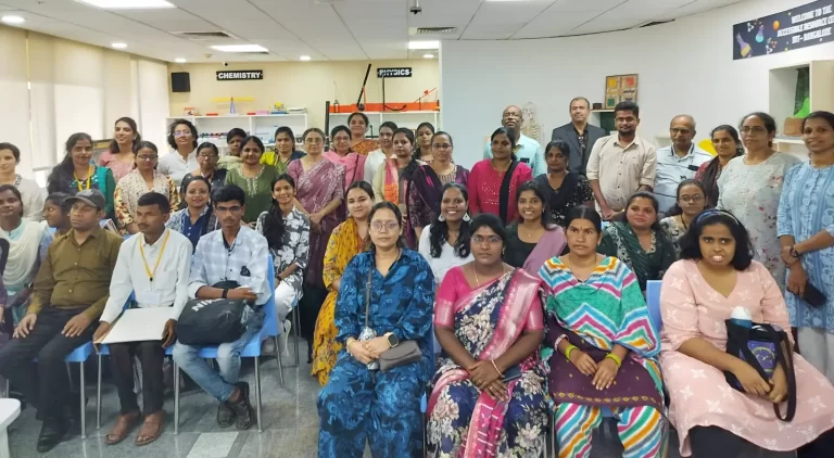 All the teachers who were a part of the conference & VE team are standing together for a group photo