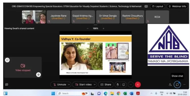Insert image: A screenshot of the online session, where the presentation is on the display