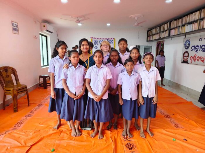 VE teacher Trupti with the students, The Welfare, School for the Blind, Ranipatna, Baleshwar