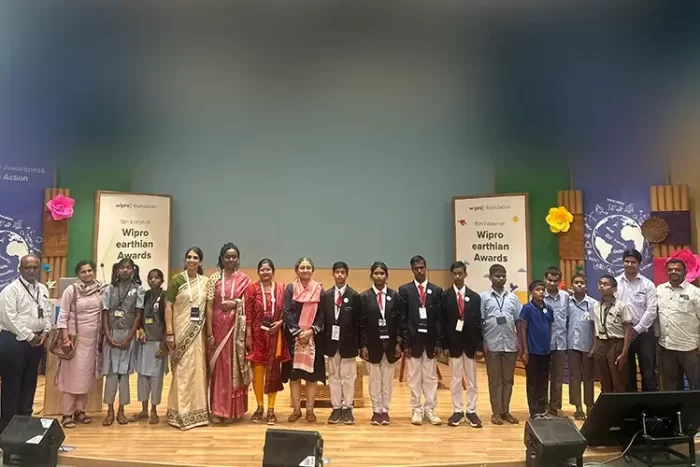 The School children and VE team on stage during the Wipro Earthian awards